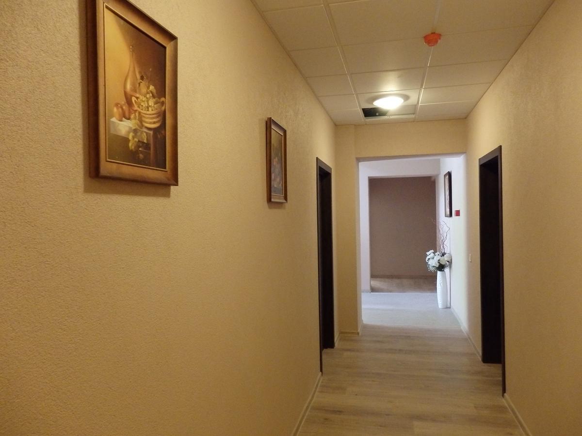 Bella Riga Hotel With Self-Check In Exterior photo